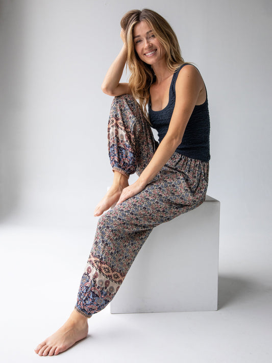 Allison Pants - Border Print