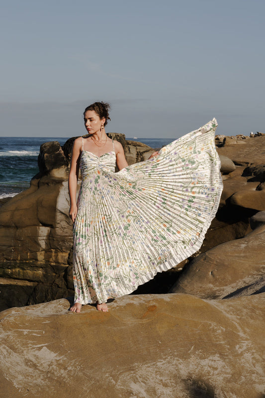 Cambrie Sleeveless Pleated Floral Print Maxi Dress Green