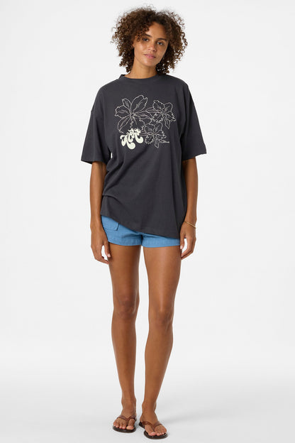 Ariah Hawaii Oversized Tee