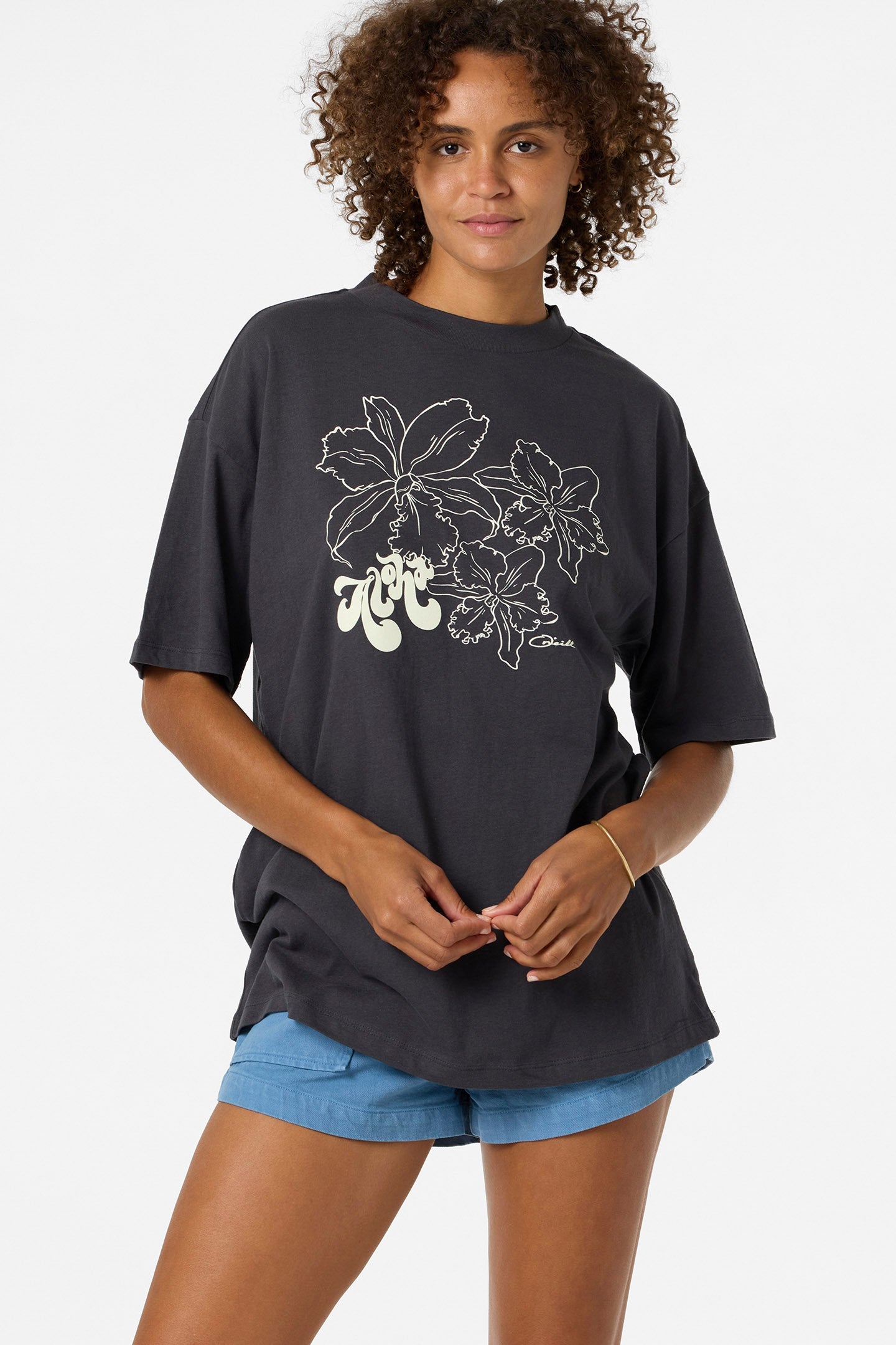 Ariah Hawaii Oversized Tee