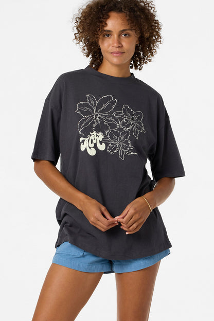 Ariah Hawaii Oversized Tee