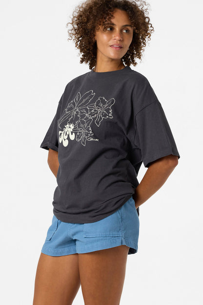 Ariah Hawaii Oversized Tee
