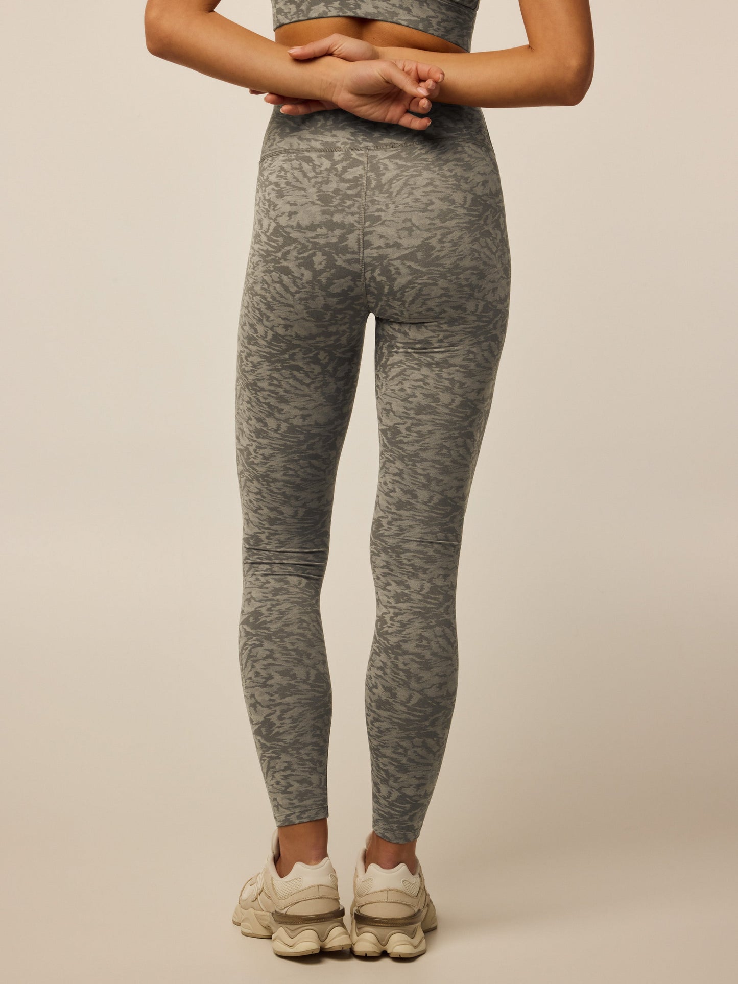 Midas Wolf Jacquard Legging