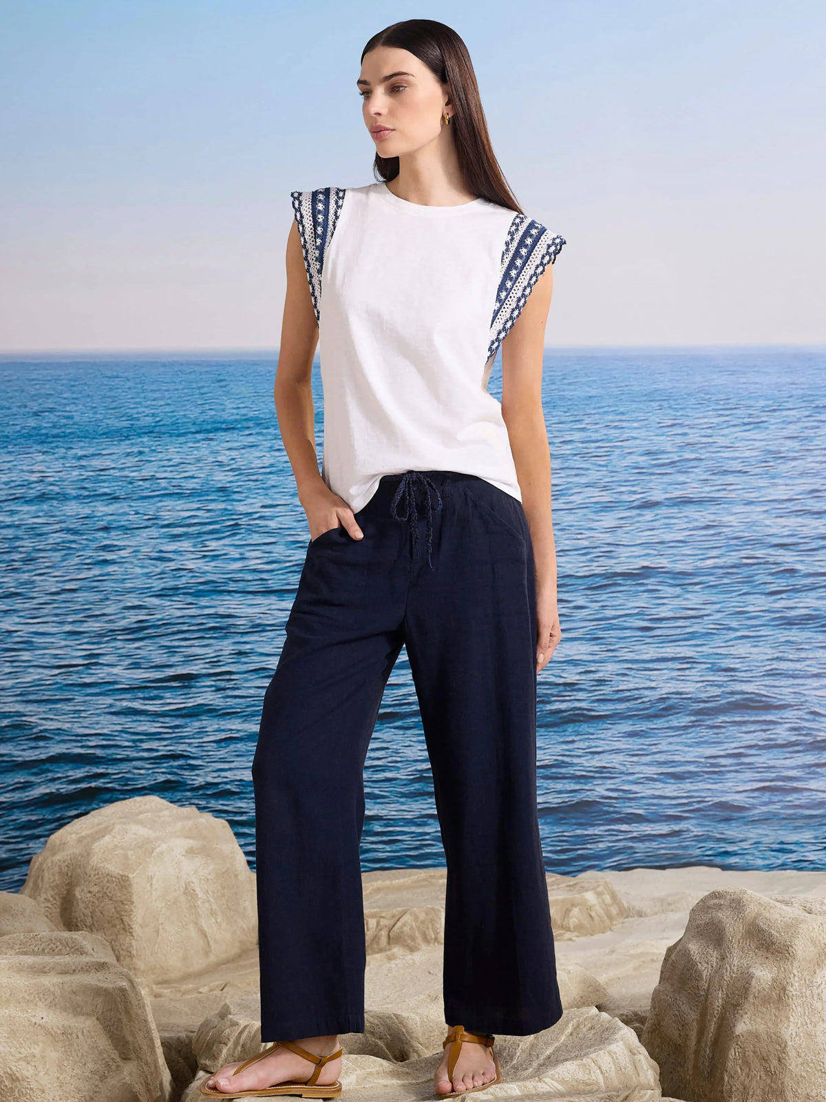 Eliot Wide Leg Rumba Linen Belted Crop Pant