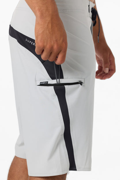 Superfreak Solid 21" Boardshorts