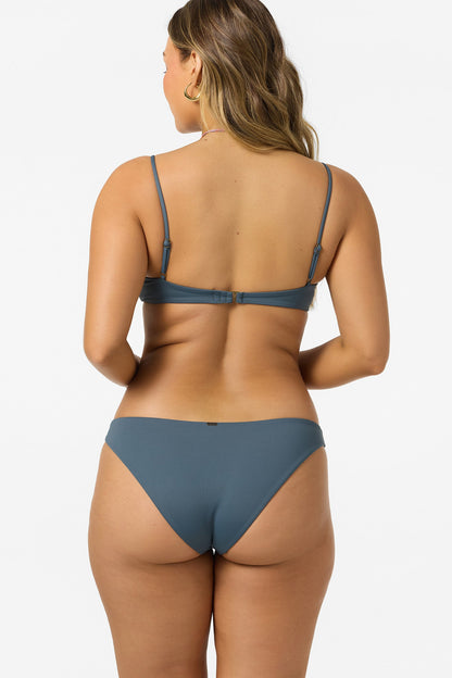 Saltwater Solids Rockley Medium Bottoms